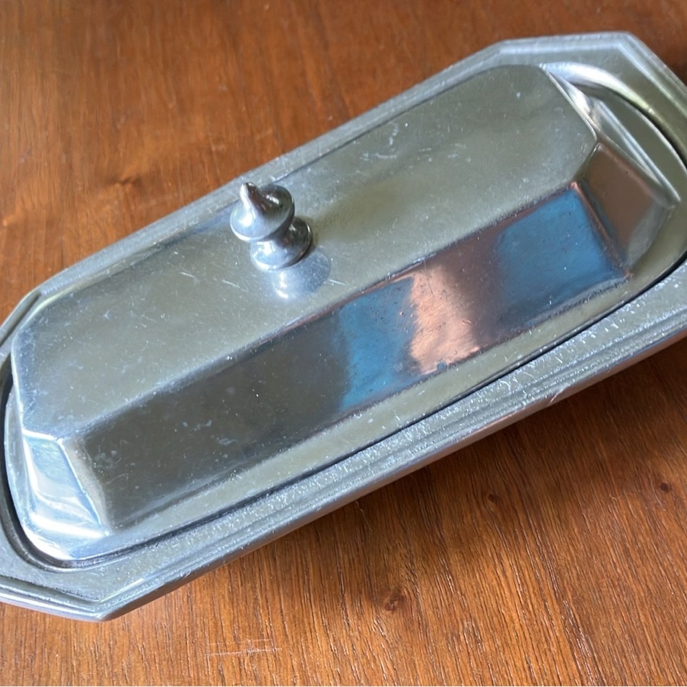 Pewter Wilton Butter Dish with Lid